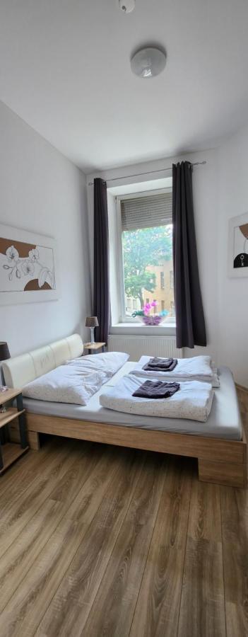 Elena Flat Orchidee Duisburg Zentrum المظهر الخارجي الصورة