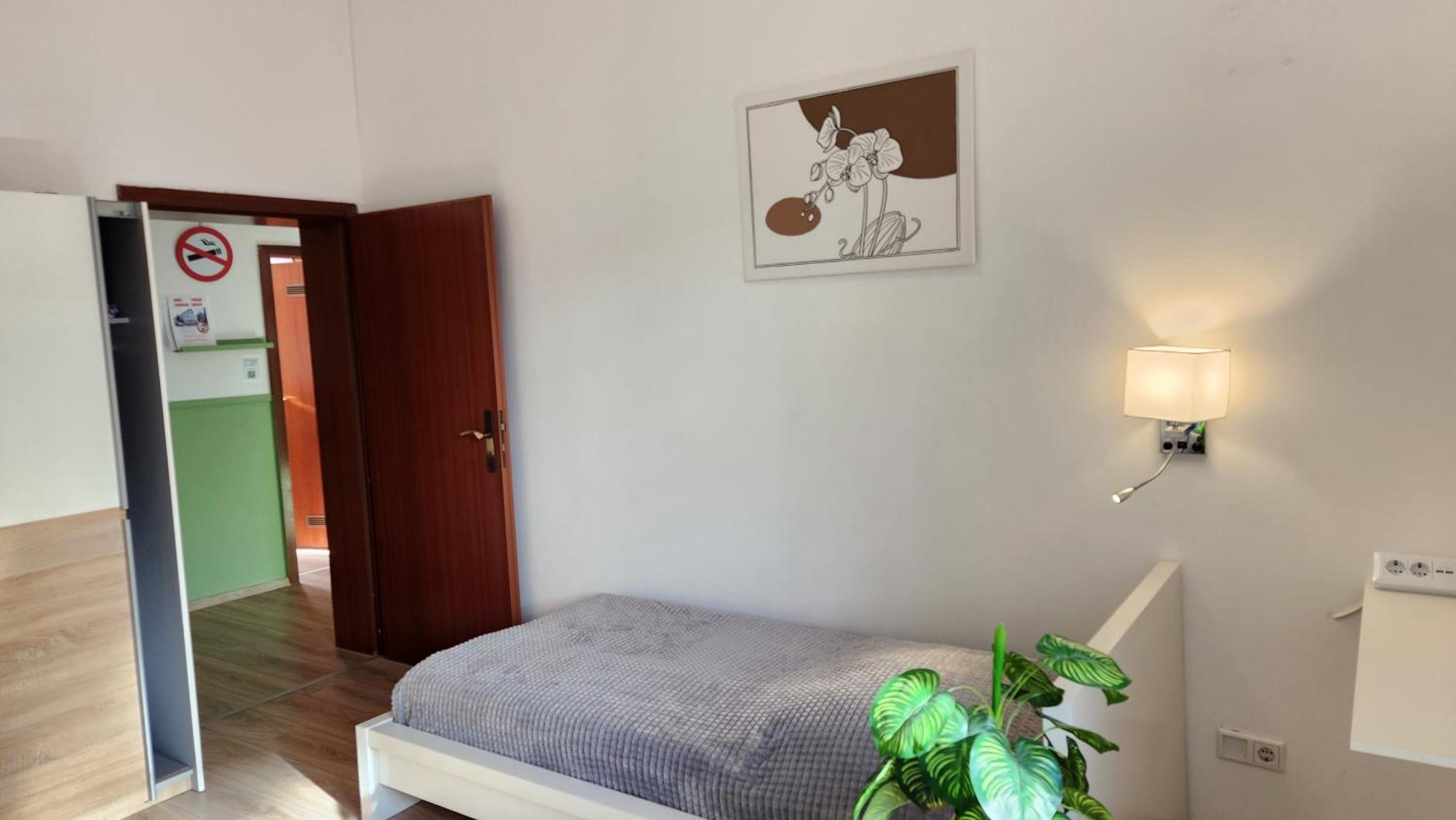 Elena Flat Orchidee Duisburg Zentrum المظهر الخارجي الصورة